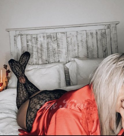 Проститутка Киева ЛЮБЛЮ В ПОПОЧКУ